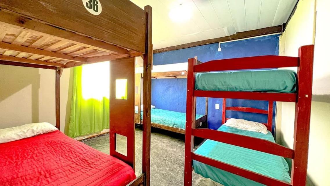 La Maquinita Hostel *